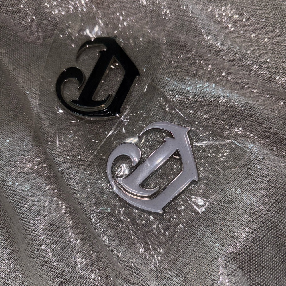 Deleón Tequila Pins